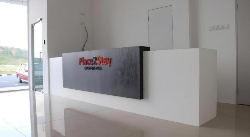 Place2Stay @ Campus Hub Kuching Bagian luar foto